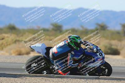 media/Mar-23-2025-CVMA (Sun) [[674f32b282]]/Race 17-Formula Middleweight (HOLESHOT)/